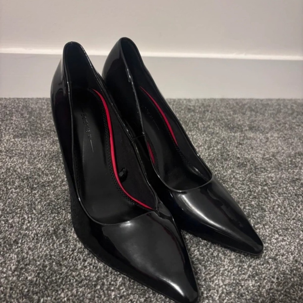 Bershka Glossy Black Heels